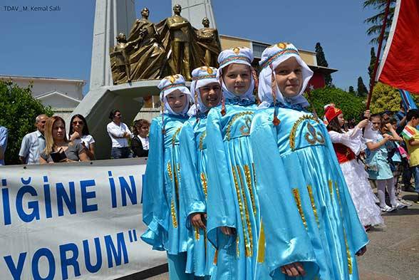 21. Türk Dünyası Çocuk Şöleni Tanıtım Gösterisi