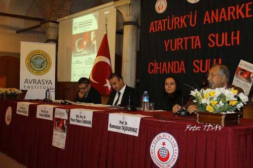 Turan Kültür Merkezi - Atatürk'ü Anarken "Yurtta Sulh Cihanda Sulh"
