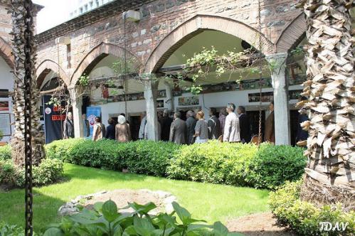 Turan Kültür Merkezi - Türk Dünyası Araştırmaları Vakfı Örneğinde Vakıf ve Sivil toplum Analizi
