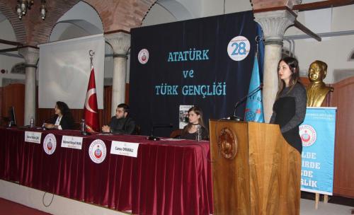 Turan Kültür Merkezi - Atatürk ve Türk Gençliği