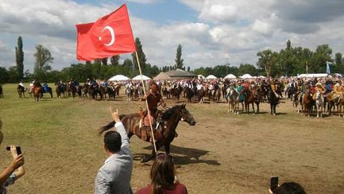Macaristan’da Turan Kurultayı’na Katıldık 2016
