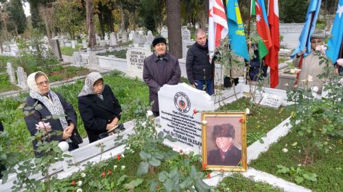 Turan Yazgan Hocamızı Kabri Başında Andık