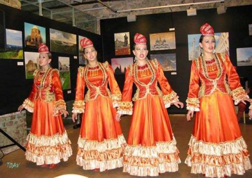 Türk Dünyası’nın Objektifinden Tataristan Sergisi’nin Açılışına Katıldık