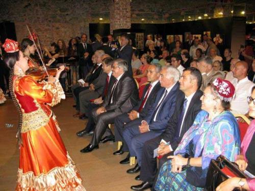 Türk Dünyası’nın Objektifinden Tataristan Sergisi’nin Açılışına Katıldık